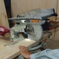 Makita LH1040 Gönye Kesme Tezgahı Üst Tablalı